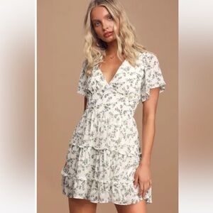 Lulus So True White Floral Print Tiered Short Sleeve Mini Dress